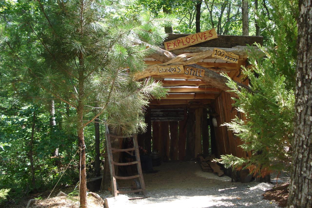 Fox Pass Cabins Bed & Breakfast Hot Springs Exterior foto