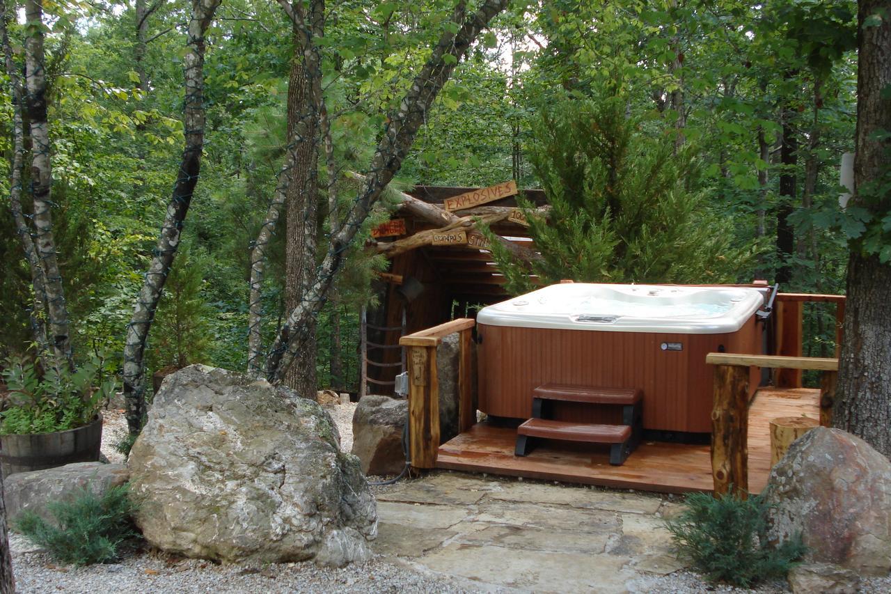 Fox Pass Cabins Bed & Breakfast Hot Springs Exterior foto
